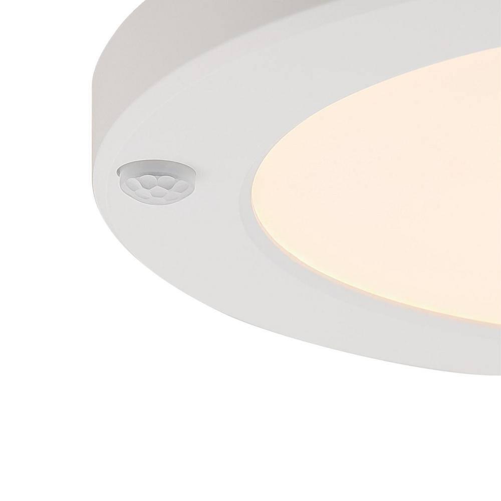 Westinghouse  Lighting 9 Inch 18 Watt LED Indoor Flush Mount Fixture with Motion Sensor and Color Temperature Selectable,White