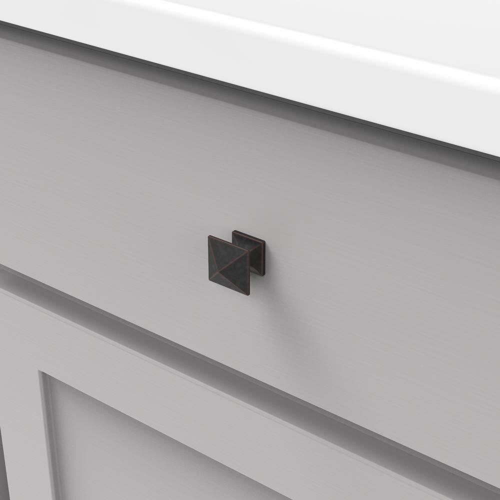 Studio Geometric Knob