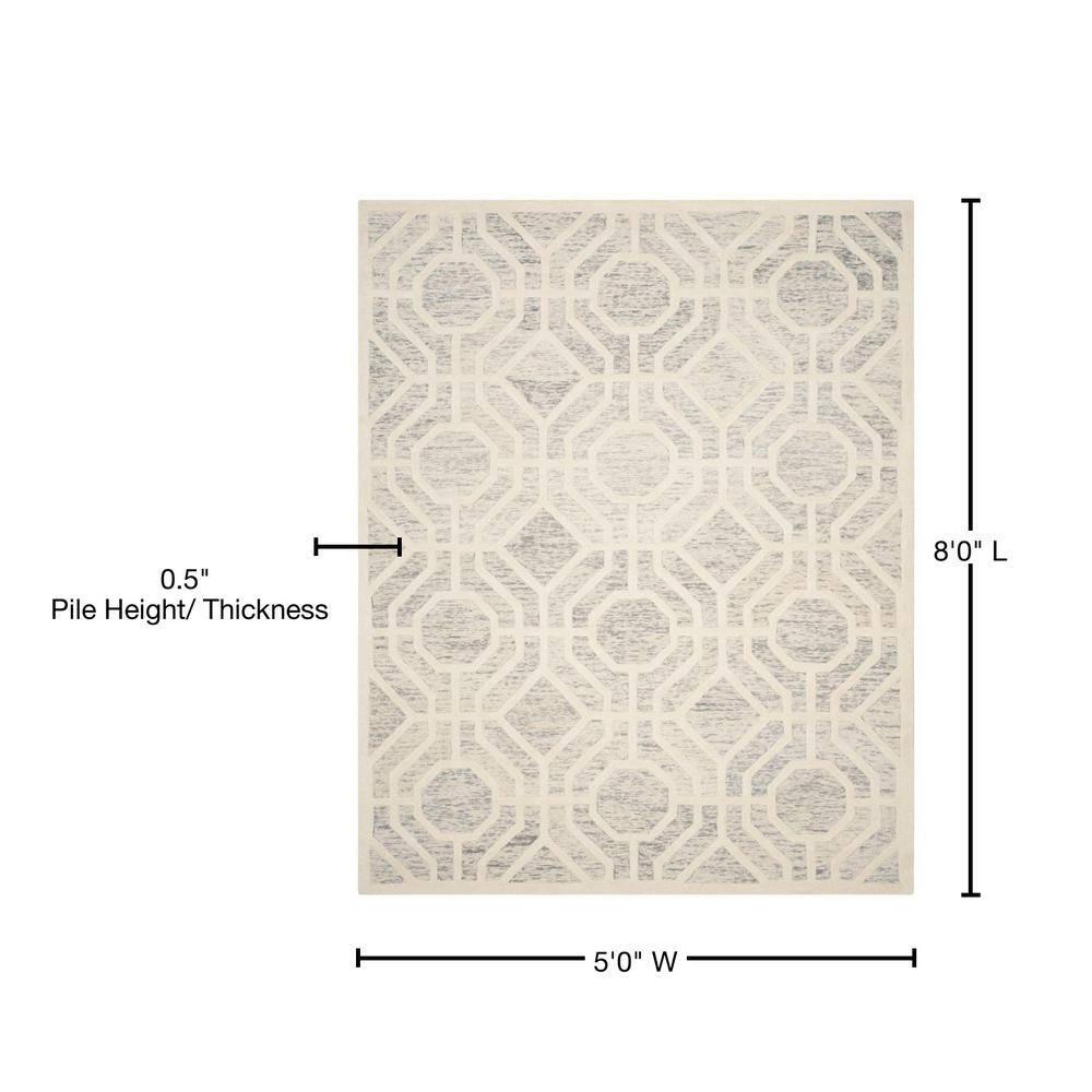 SAFAVIEH Cambridge Collection Area Rug - 5' x 8', Light Grey & Ivory, Handmade Moroccan Distressed Wool, Ideal for High Traffic Areas in Living Room, Bedroom (CAM726G)