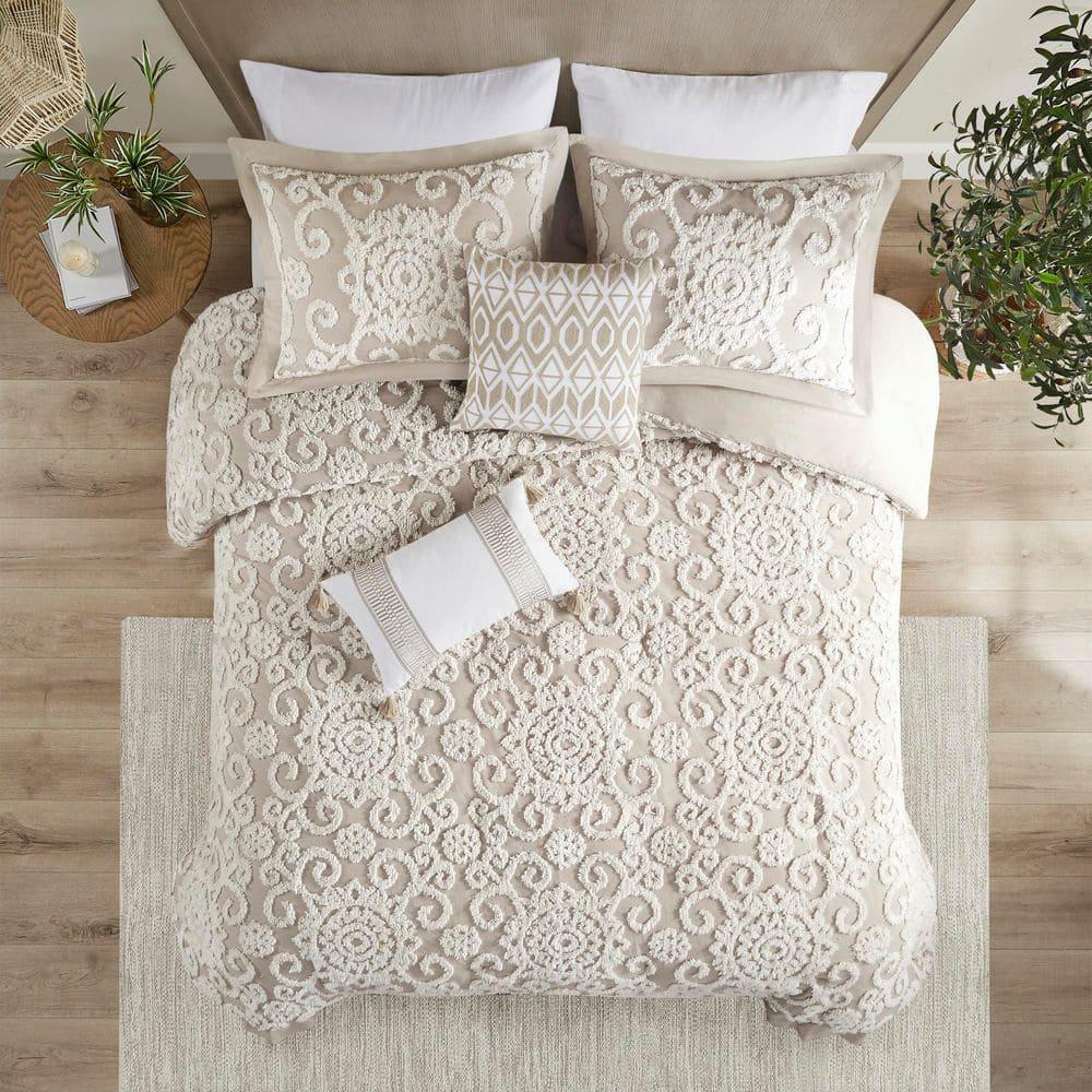 Harbor House Suzanna 100% Cotton Comforter Set with Tufted Medallions