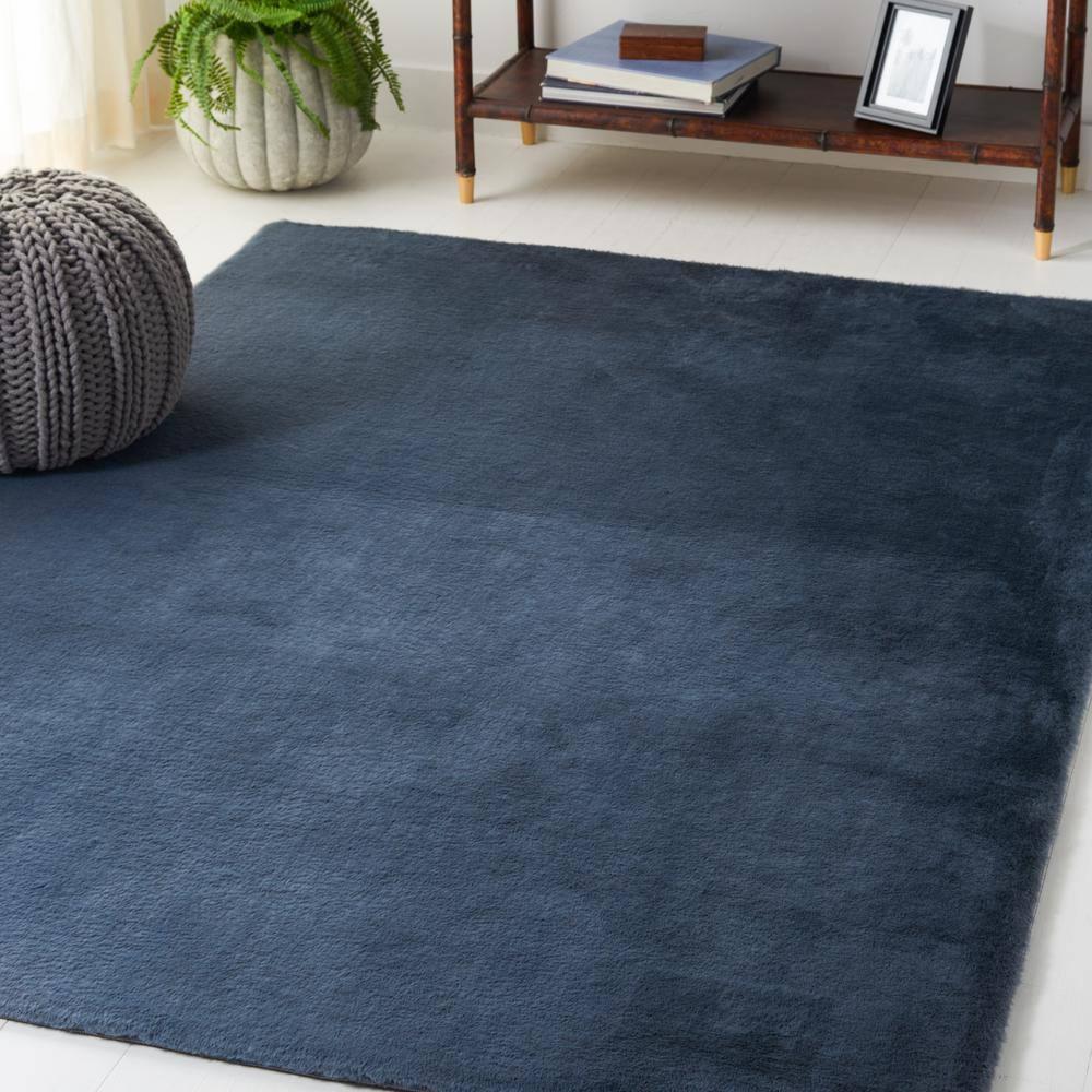 Caitlynn Dark Gray Area Rug