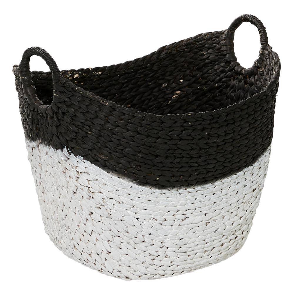 CosmoLiving by Cosmopolitan 22" x 19" Black Seagrass Handmade Large Woven Storage Basket with Handles, 1-Piece
