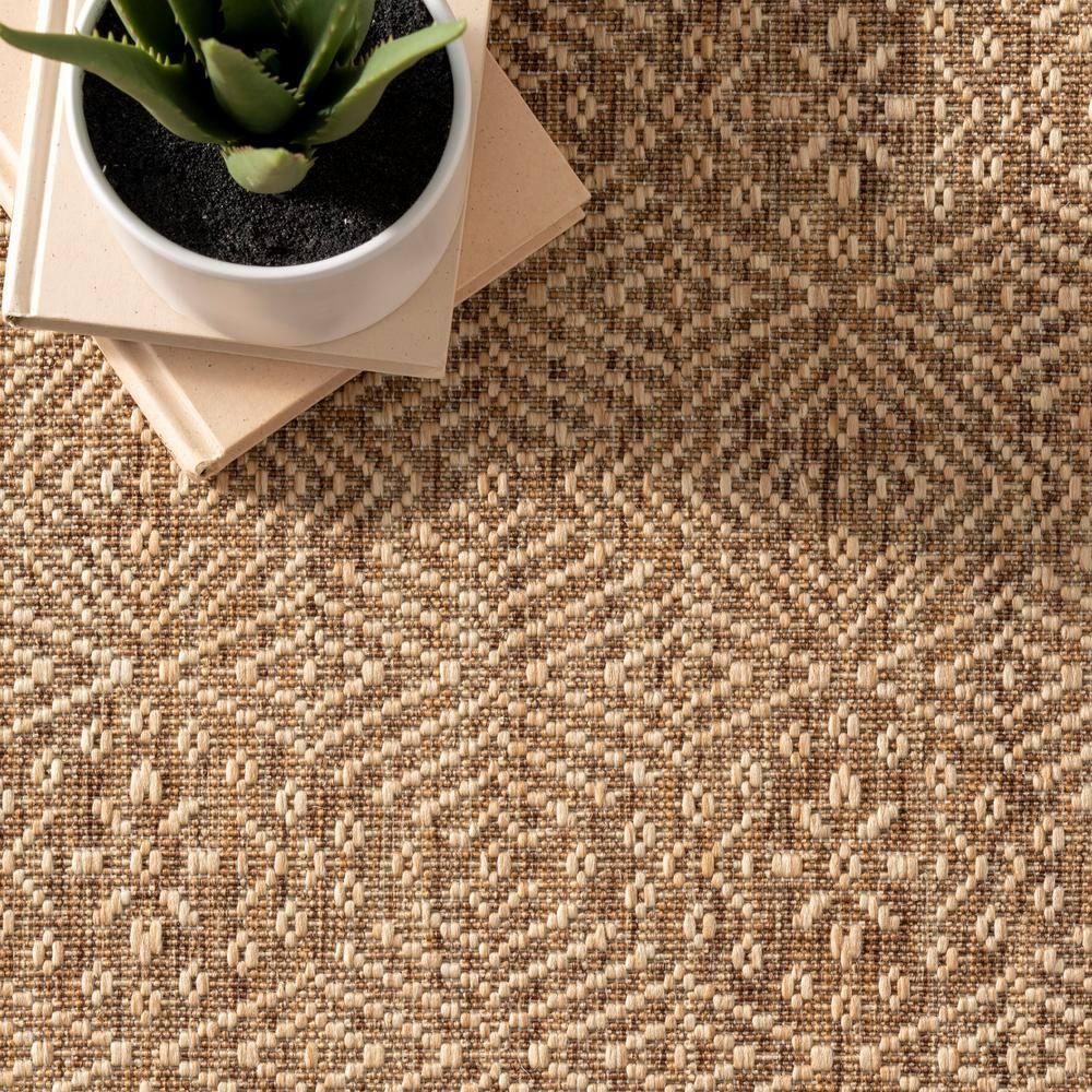 Nuloom Chandler Trellis 4x6 Indoor/Outdoor Area Rug for Living Room Patio Deck Front Porch Kitchen, Brown/Ivory