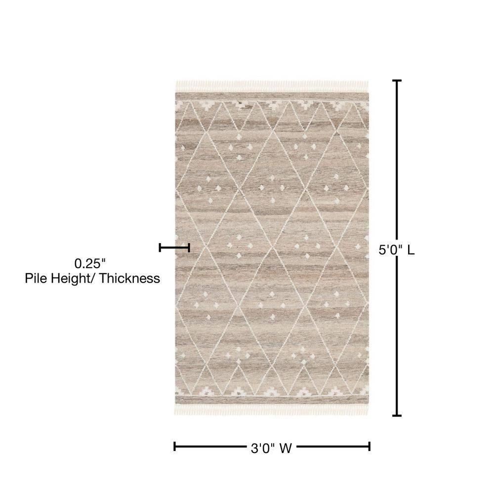Natural Kilim NKM316 Hand Woven Indoor Accent Rug - Natural/Ivory - 3'x5' - Safavieh.