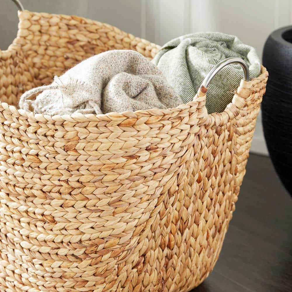 DecMode 21" x 19" Brown Seagrass Handmade Large Woven Storage Basket with Ring Metal Handles, 1-Piece