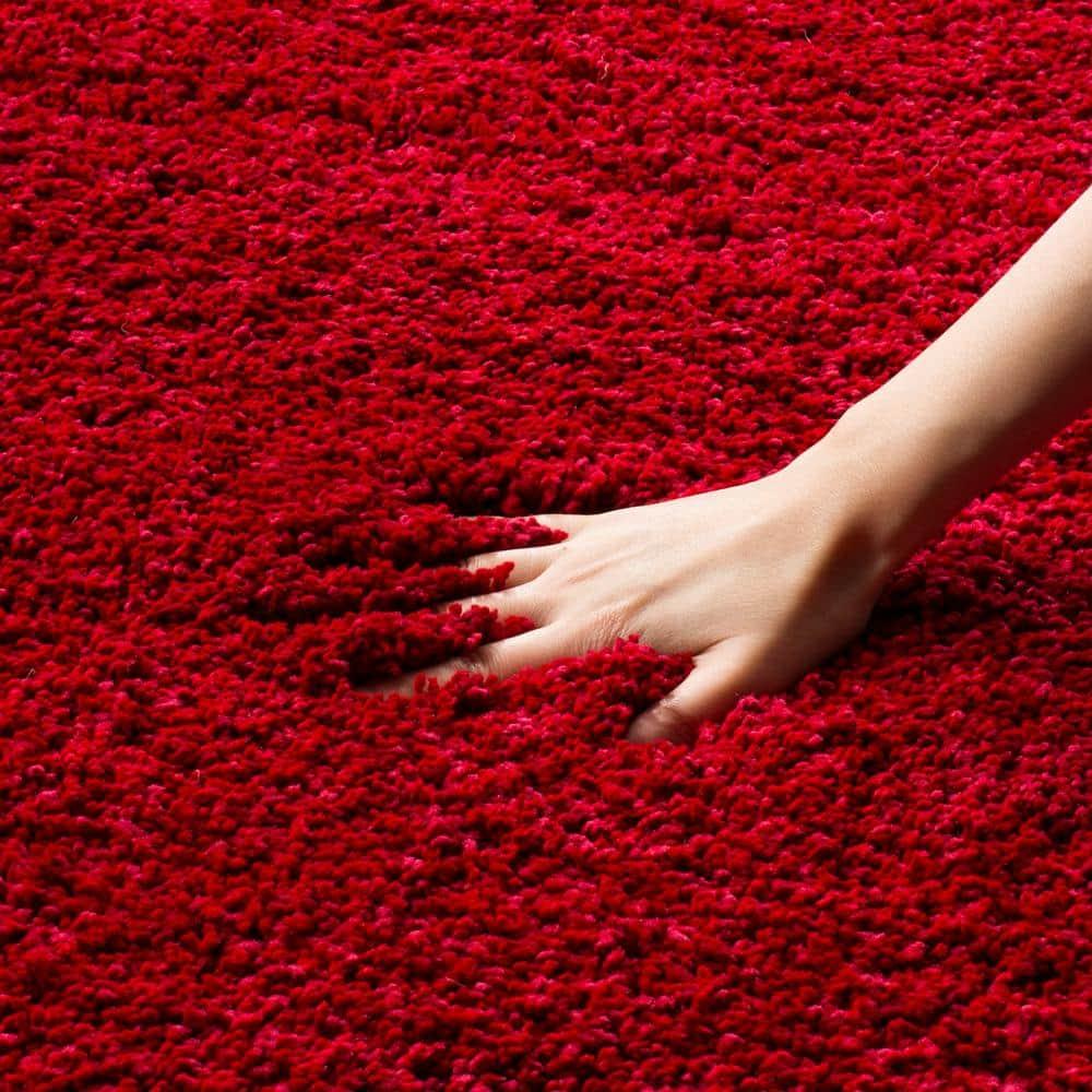 Shag SG180 Power Loomed Area Rug - Red - 4'x6' - Safavieh.