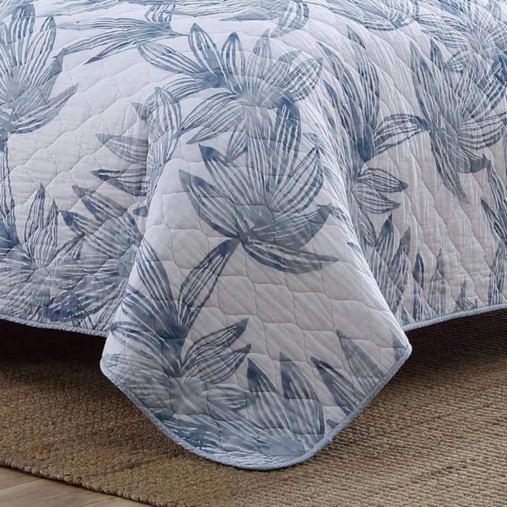 Tommy Bahama Home Tommy Bahama Kayo Blue Cotton Reversible Quilt Set