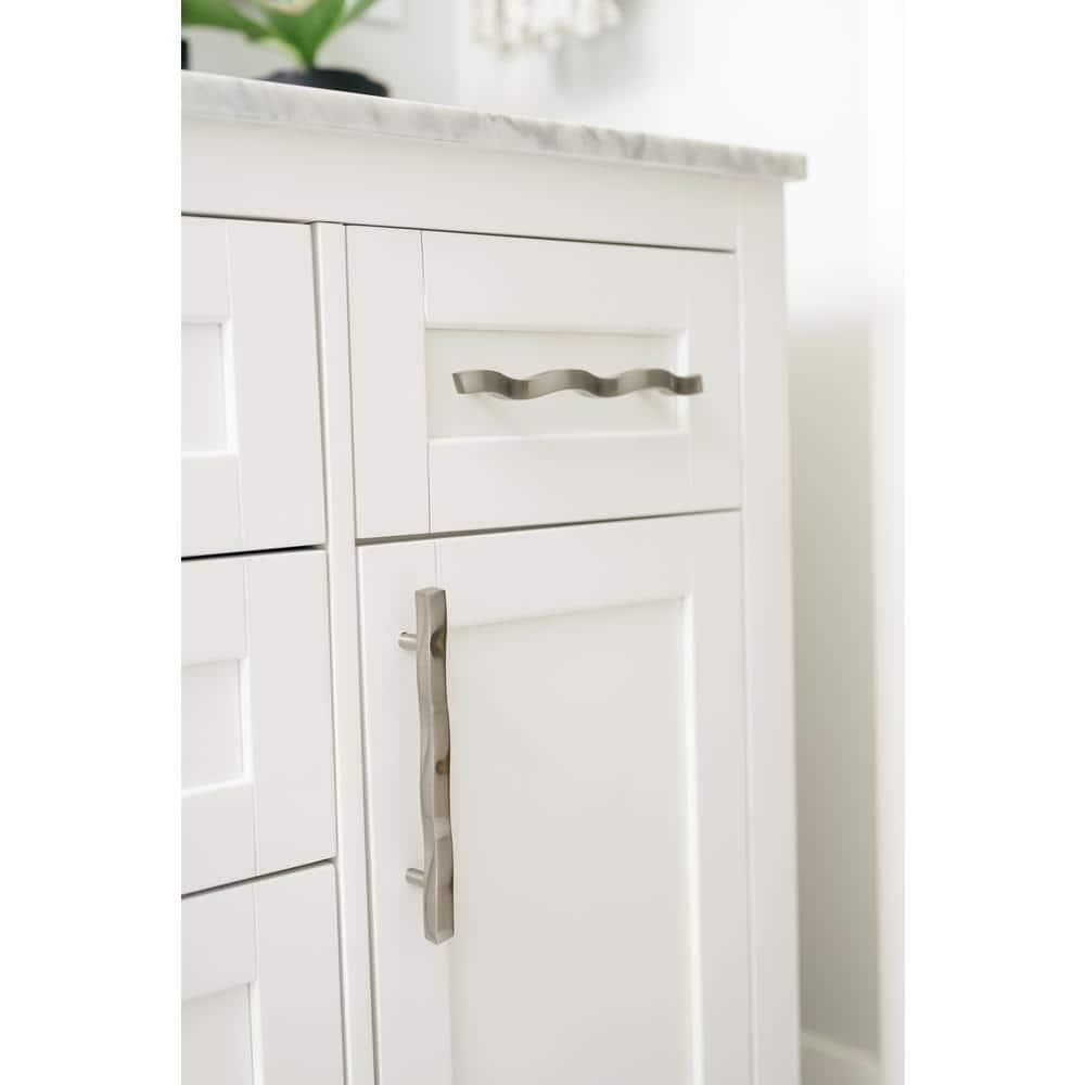 Hickory Hardware Metropolis Kitchen Cabinet Handles, Solid Core Drawer Pulls for Cabinet Doors, 5-1/16" (128mm)