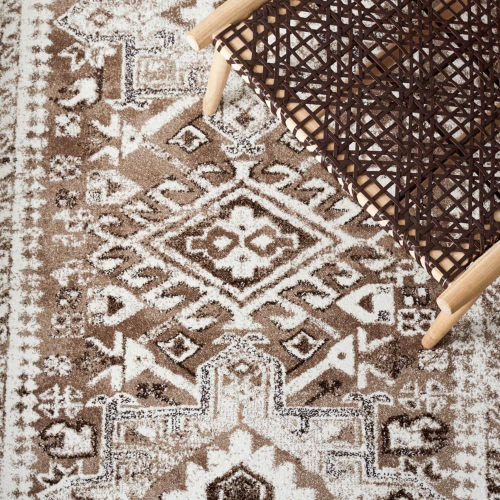 Vintage Hamadan VTH211 Power Loomed Area Rug - Brown/Ivory - 8'x10' - Safavieh.