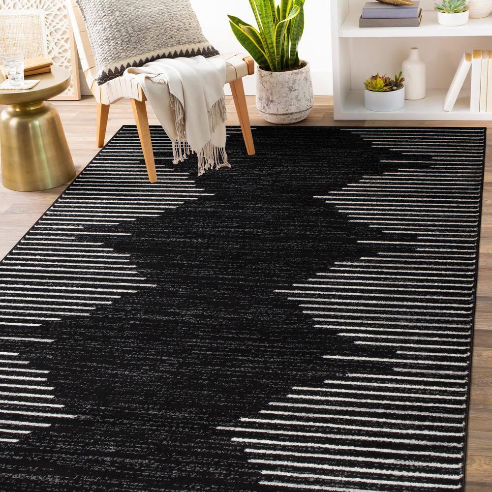 World Rug Gallery Bohemian Stripe Area Rug - Black 5' x 7'