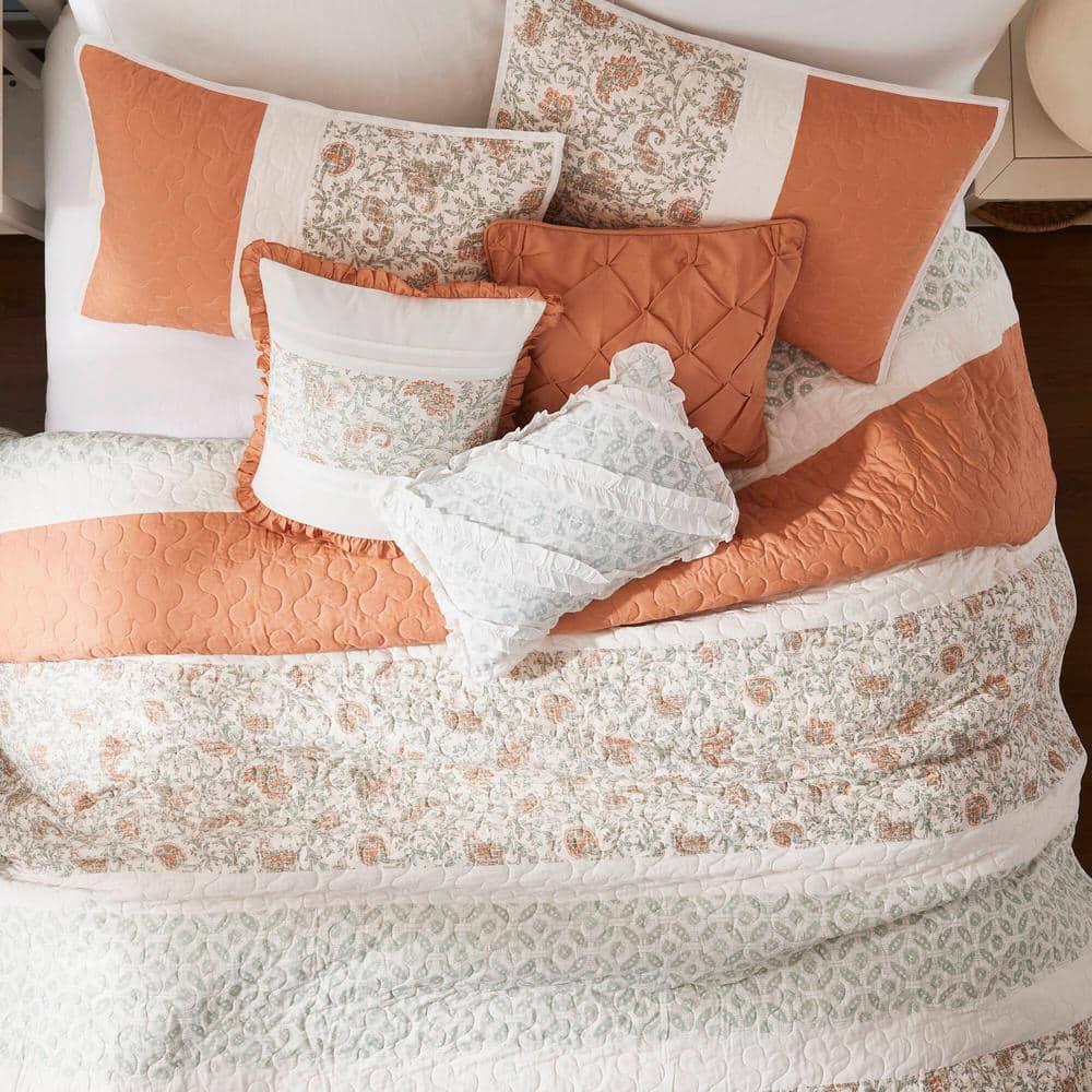 Madison Park Dawn 6 Piece Cotton Percale Quilt Set with Throw Pillows