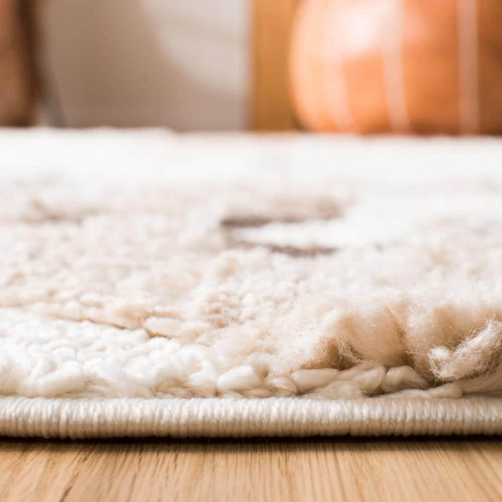 SAFAVIEH Moroccan Tassel Shag Larry Moroccan Geometric Area Rug, Ivory/Brown, 5'3" x 7'6"