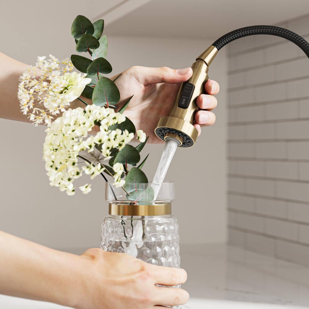 KRAUS Bolden 2-Function Single Handle Pull Down Kitchen Faucet