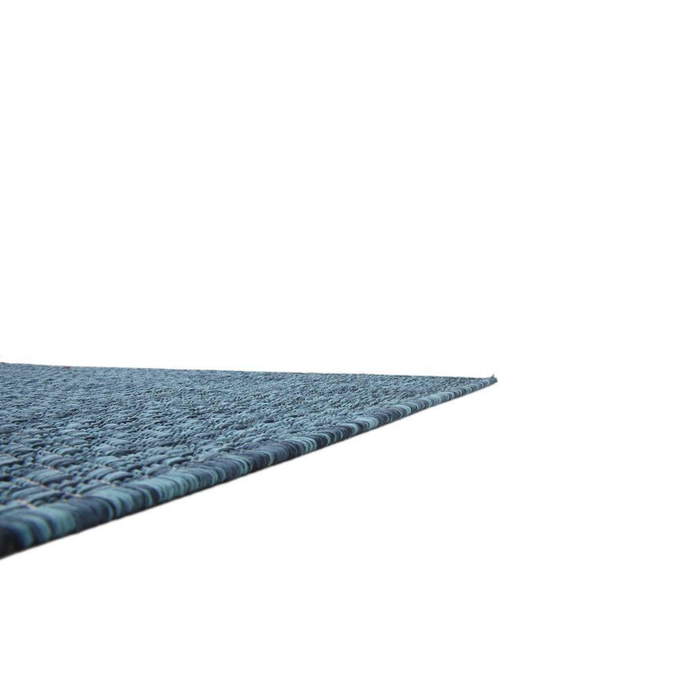 Unique Loom 4' 1 x 6' 1 Rectangle Indoor/Outdoor Solid Teal Area Rug