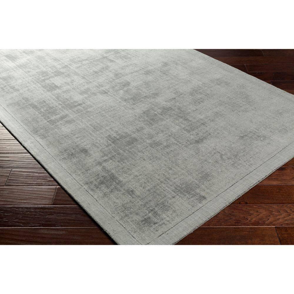 Lustrous Gray 9' x 12' Hand Loomed Wool-Viscose Blend Area Rug