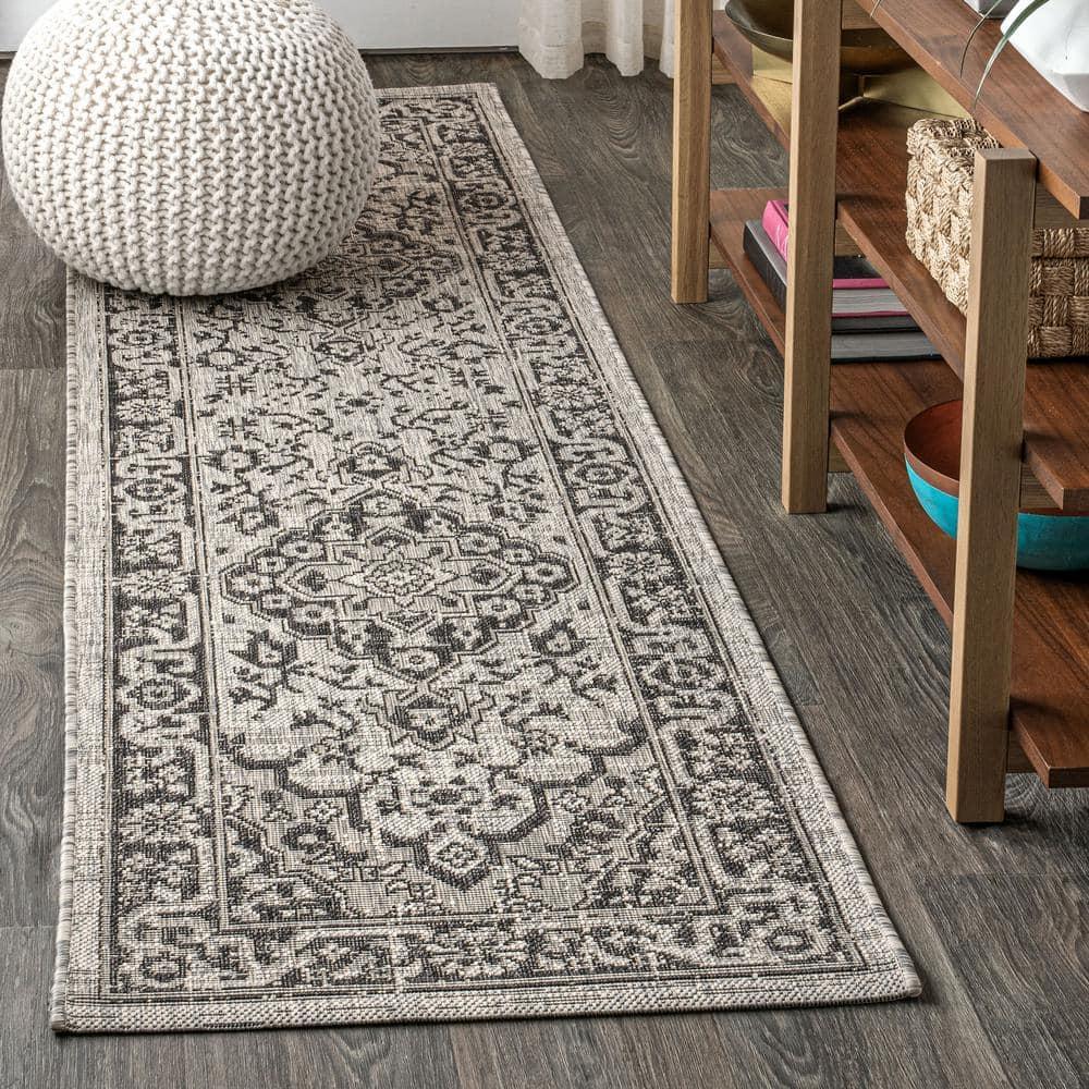 2'x8' Rozetta Boho Medallion Textured Weave Indoor/Outdoor Runner Rug, Gray/Black - JONATHAN Y