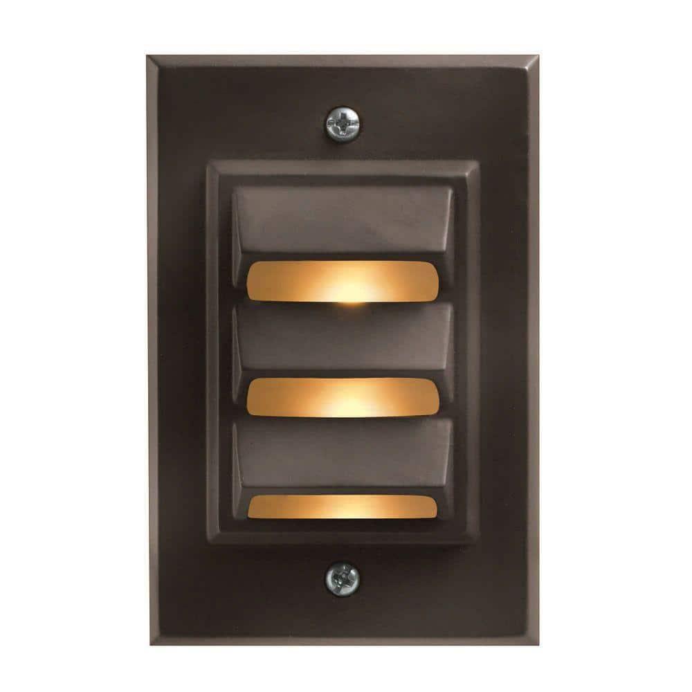 Hinkley Lighting H1542 Bronze 12V 12W Die-Cast Aluminum Vertical Deck / Rail Light
