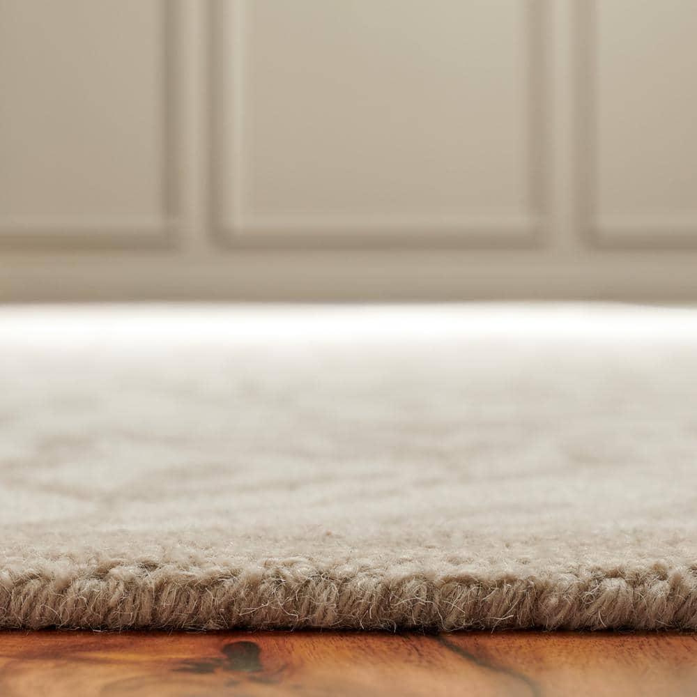 Martha Stewart Rugs Martha Stewart Hand Tufted Wool/Cotton Floral Rug in Ivory/Beige