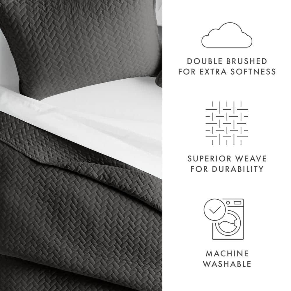 Becky Cameron Antora Microfiber Modern & Contemporary Coverlet / Bedspread Quilt Set