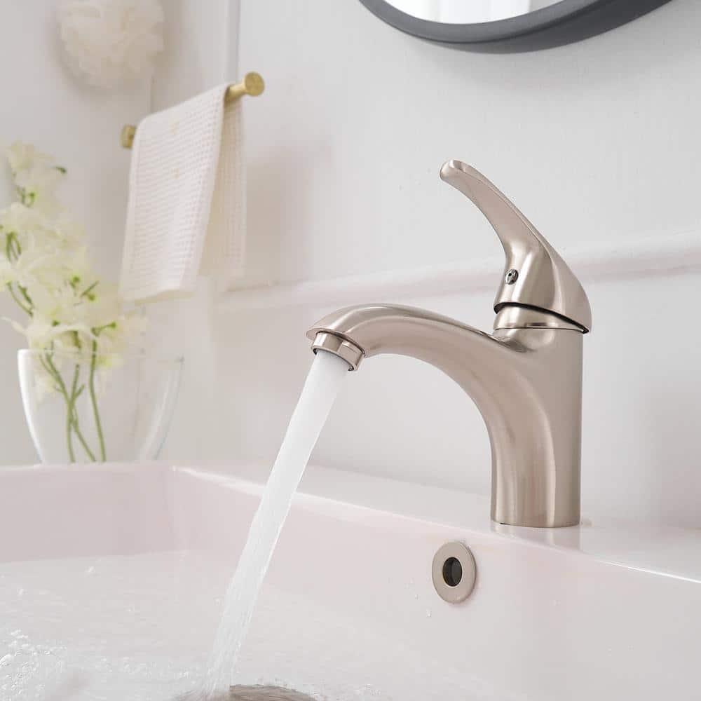 Single-Hole Single-handle Bathroom Faucet
