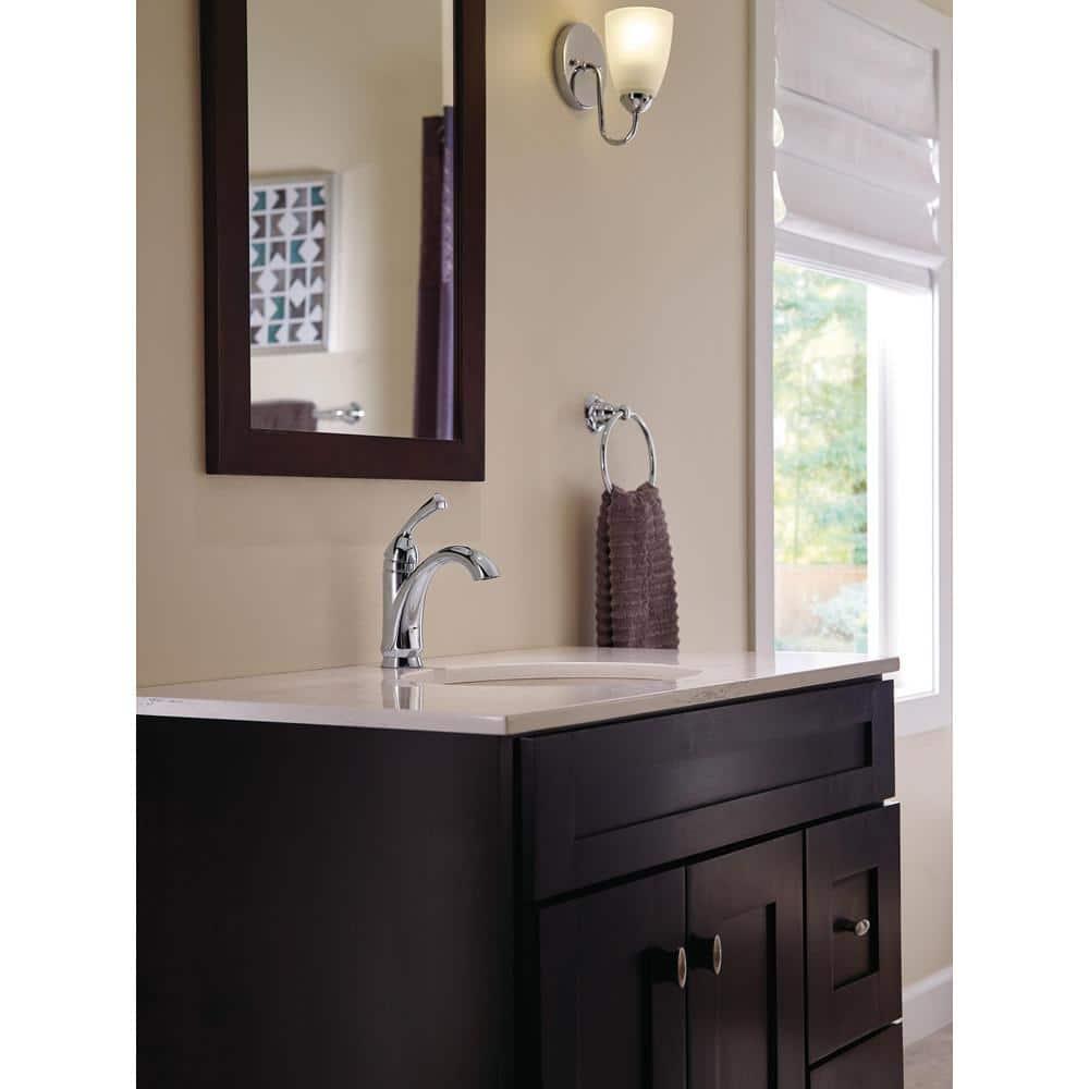 Haywood Single Hole Bathroom Faucet with Drain Assembly, Single Handle Bathroom Sink Faucet