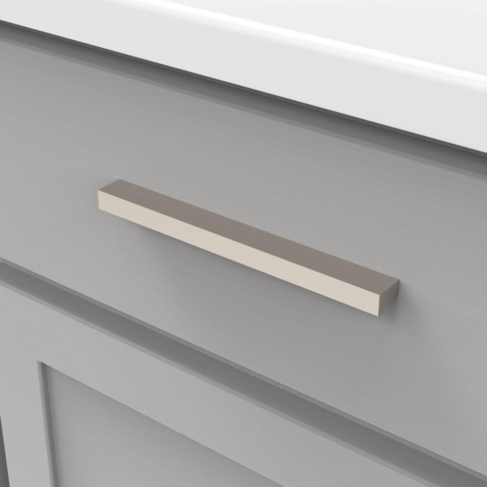 Hickory Hardware Streamline Kitchen Cabinet Handles, Solid Core Drawer Pulls for Cabinet Doors
