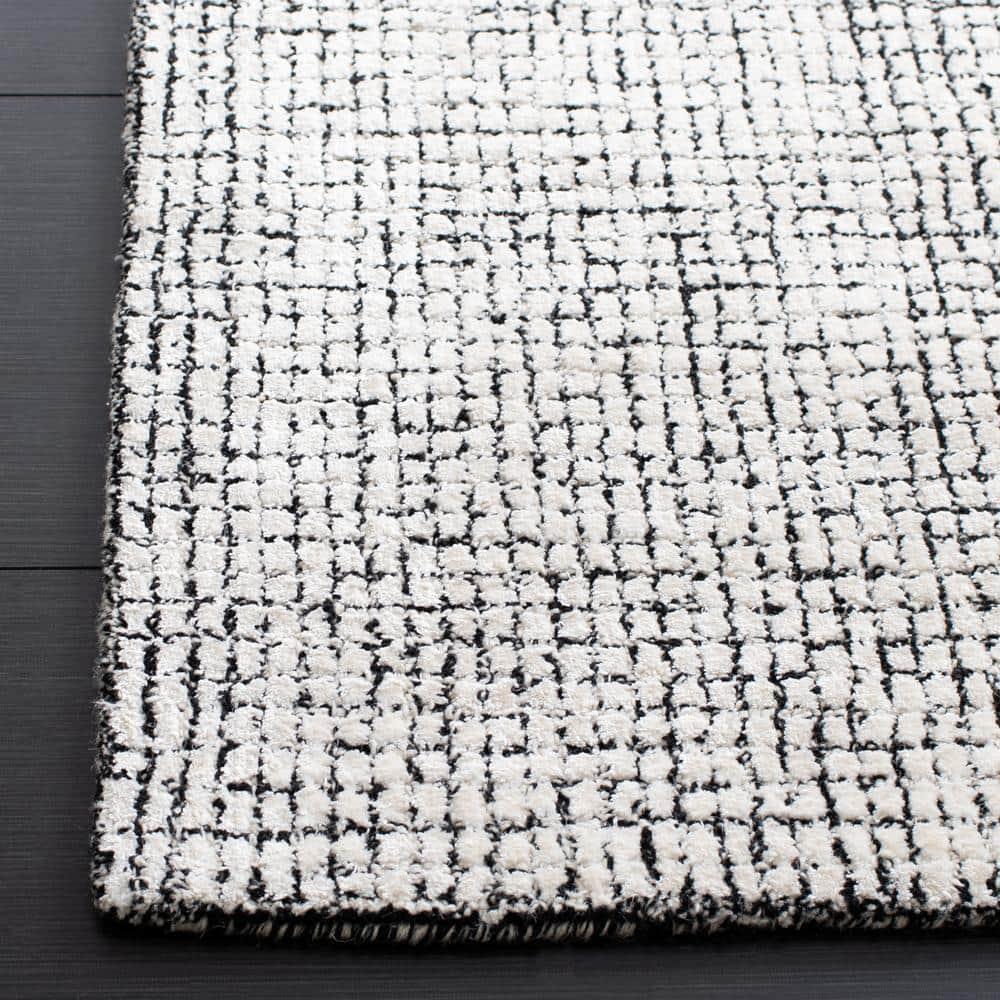 SAFAVIEH Abstract Dalia Geometric Area Rug, Ivory/Black, 6' x 6' Square
