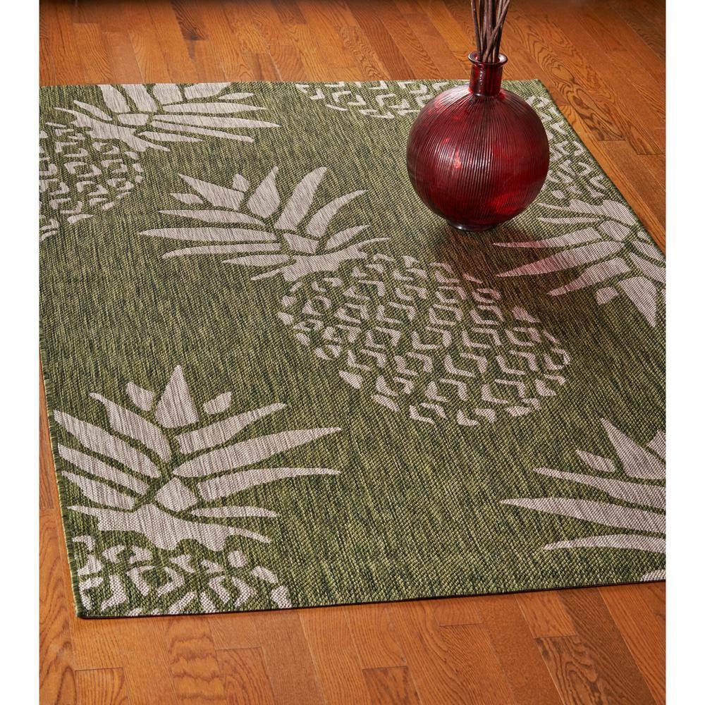 5â€™ x 7â€™ Green Pineapple Indoor Outdoor Area Rug