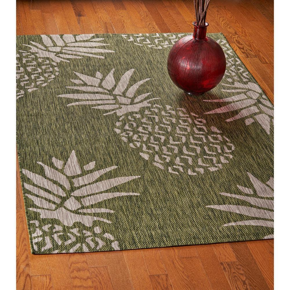 5â€™ x 7â€™ Green Pineapple Indoor Outdoor Area Rug