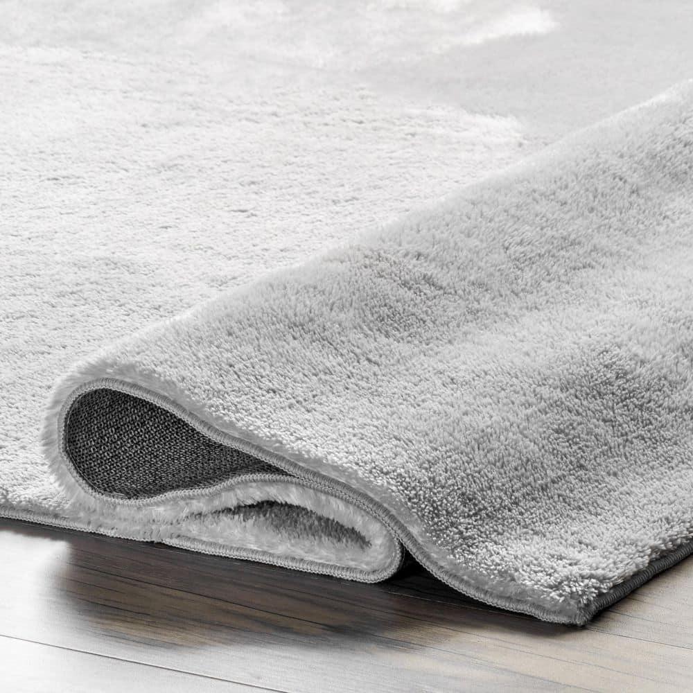 Nuloom Loni Cozy Plush Solid Pet Friendly Premium Machine Washable Shag Area Rug, 6' x 9', Light Grey