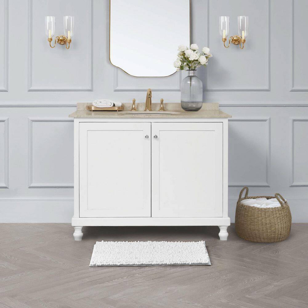 Laura Ashley Laura Ashley Astor Chenille Non-Slip Bath Mat