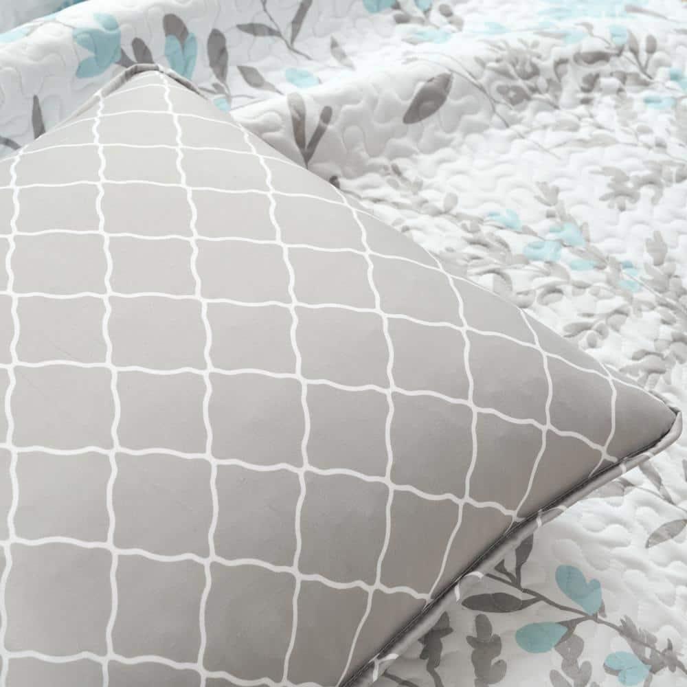 Lush Decor Aprile Microfiber Reversible Traditional 3 Piece Quilt Set