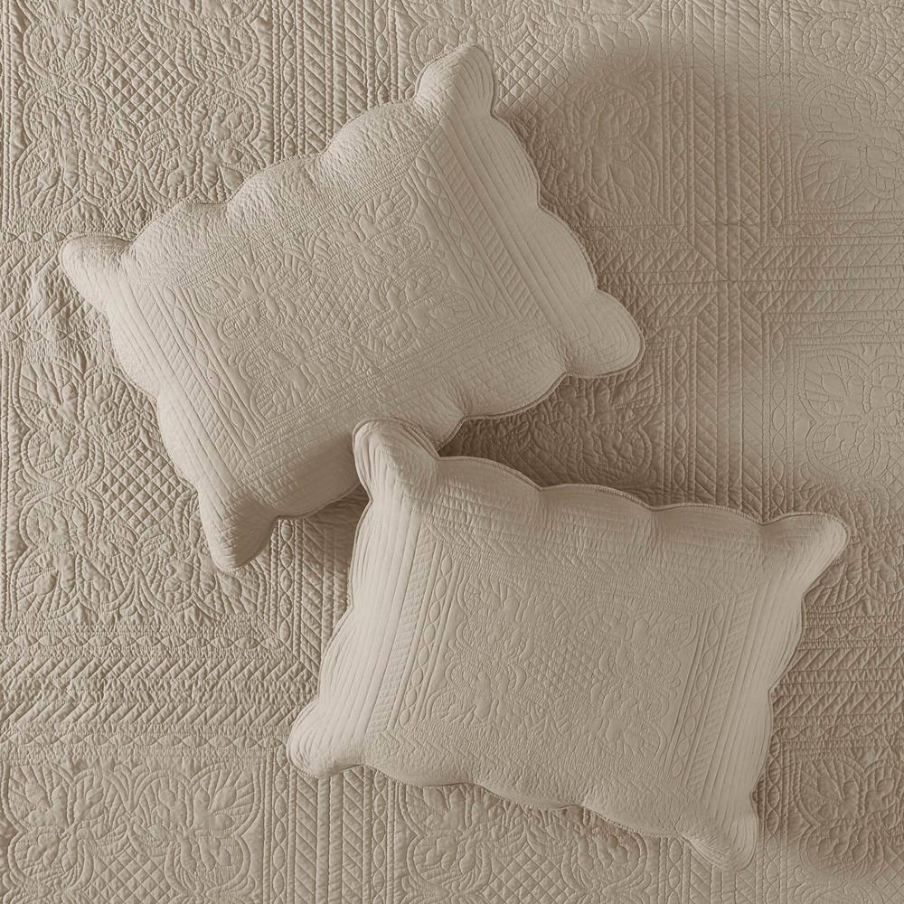 Madison Park Tuscany Scalloped Edge Quilt Set