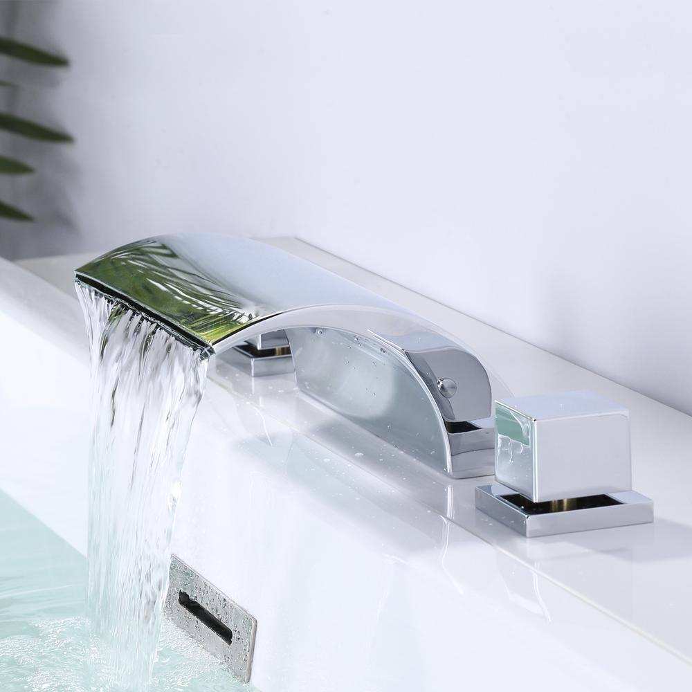 Chrome Double Handle Deck Mounted Roman Tub Faucet in Brass