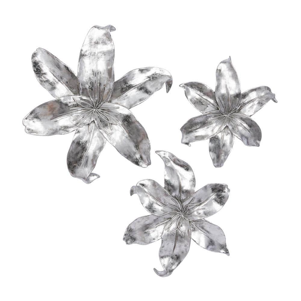 DecMode Silver Polystone 3D Floral Wall Decor (3 Count)