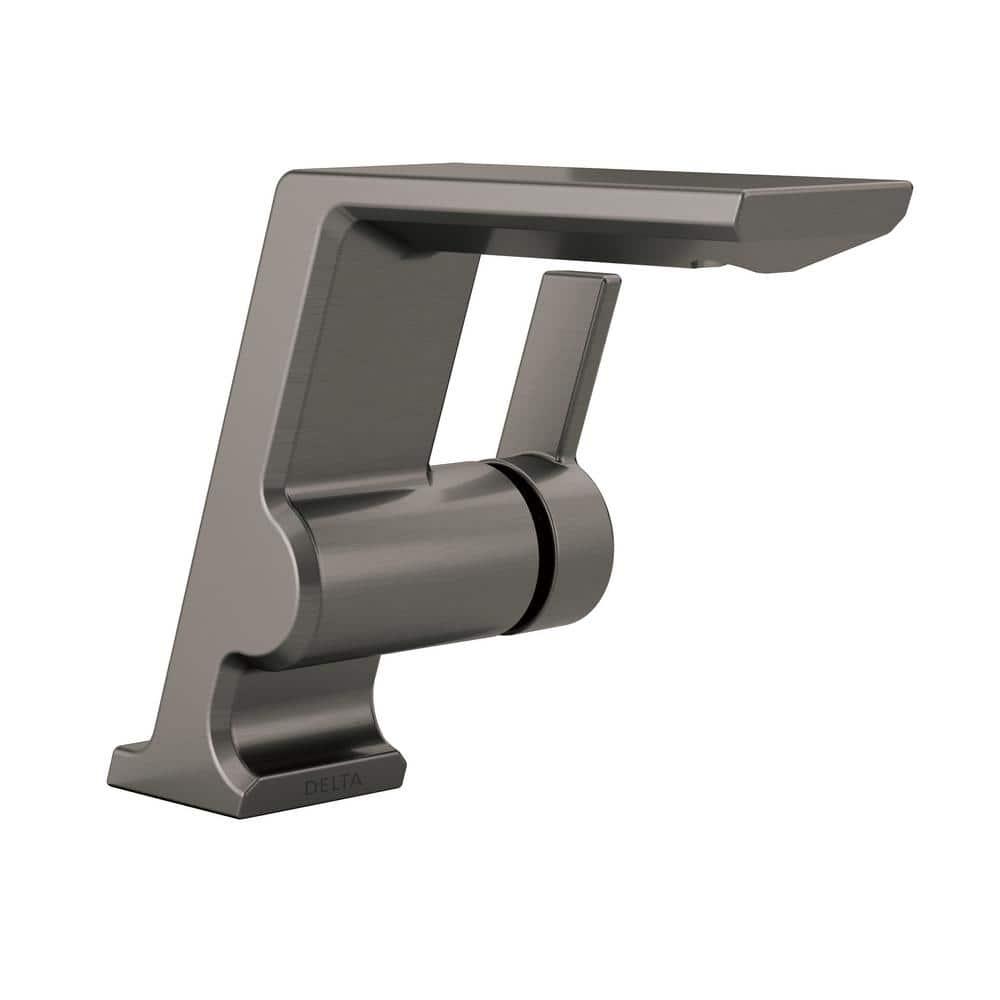 Pivotal Single Hole Bathroom Faucet with DIAMOND™ Seal Technology