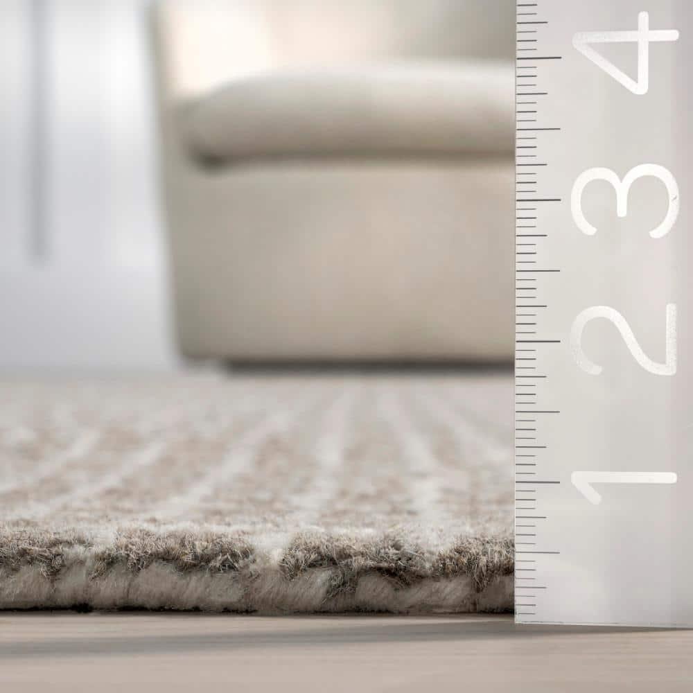 Katasha Checked Wool Area Rug
