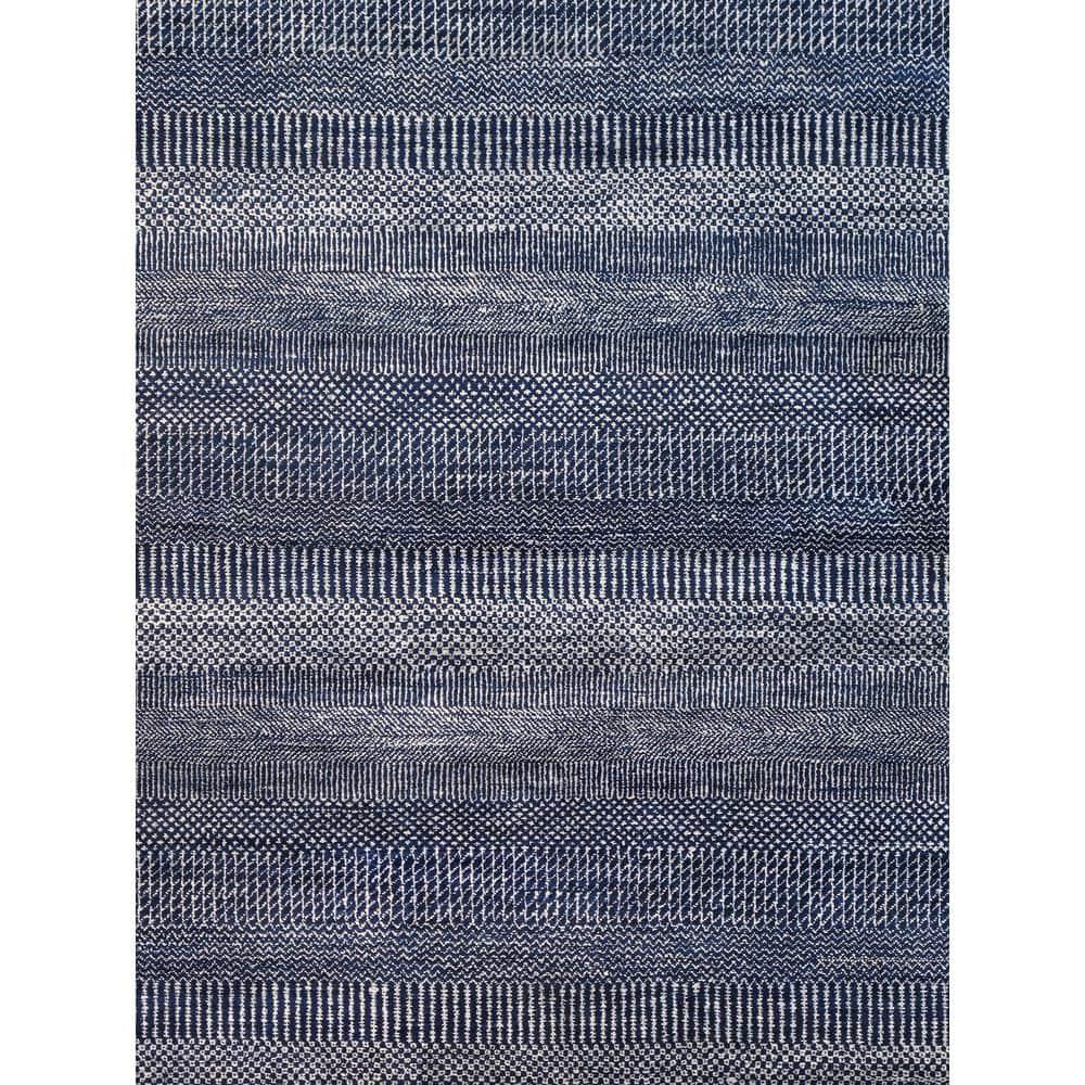 Pasargad Hand-Knotted Wool/Silk Area Rug in Navy/Ivory