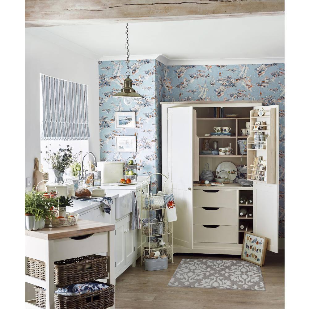Laura Ashley Laura Ashley Mayhew Light Gray/White Area Rug