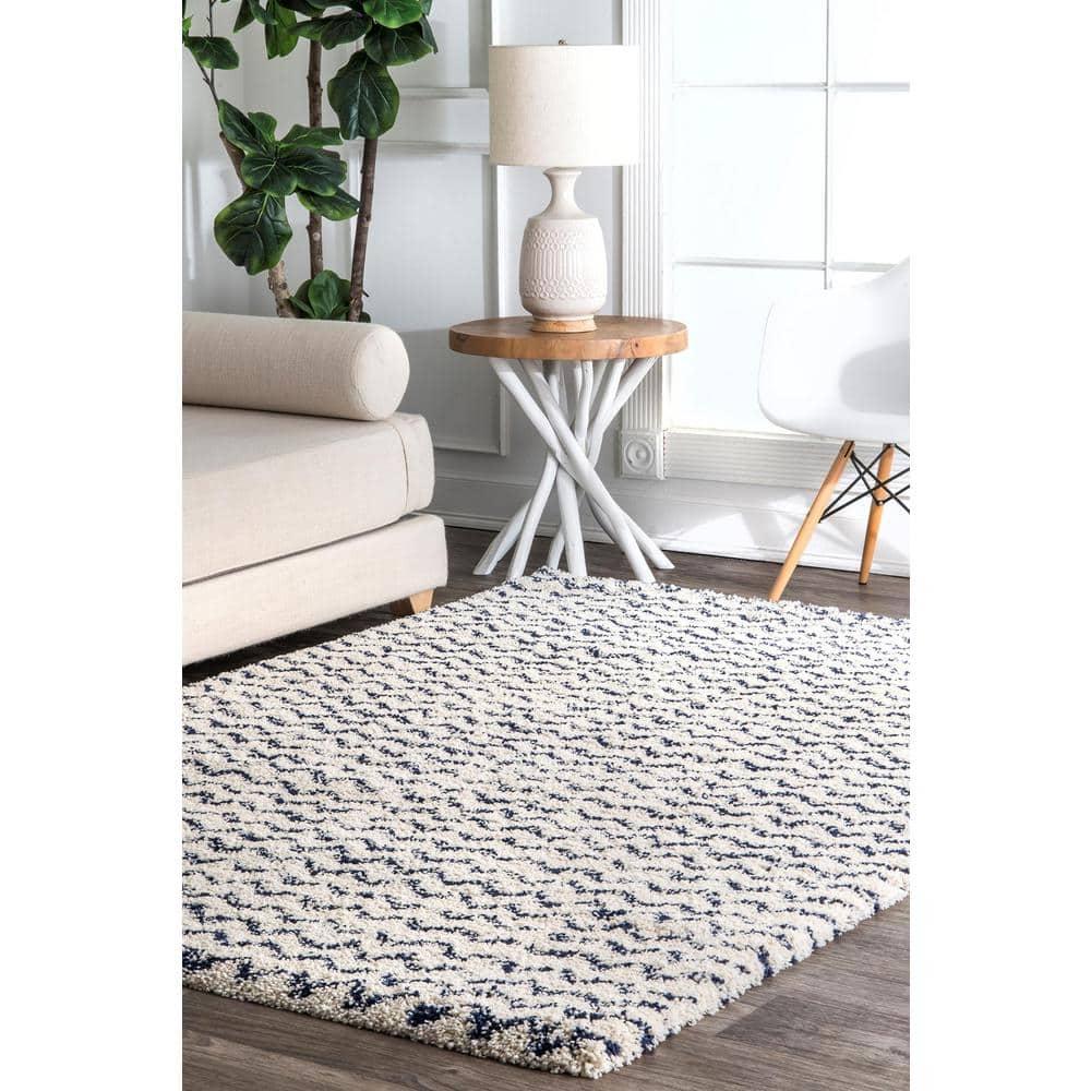 Nuloom Cuellar Striped 5x8 Shag Indoor Area Rug for Living Room Bedroom Dining Room Nursery, Navy/Ivory