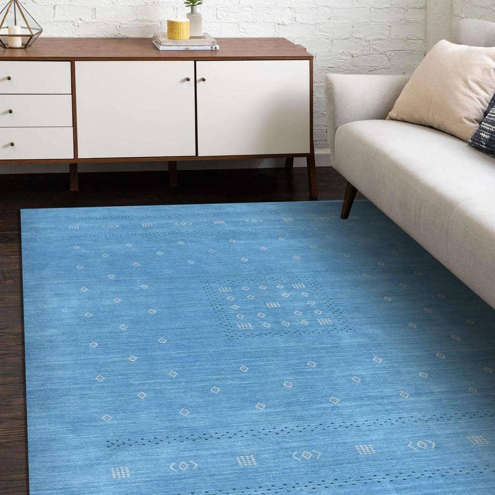 Cyrena Hand-Loomed Wool Rug - Sapphire / 5' x 8'