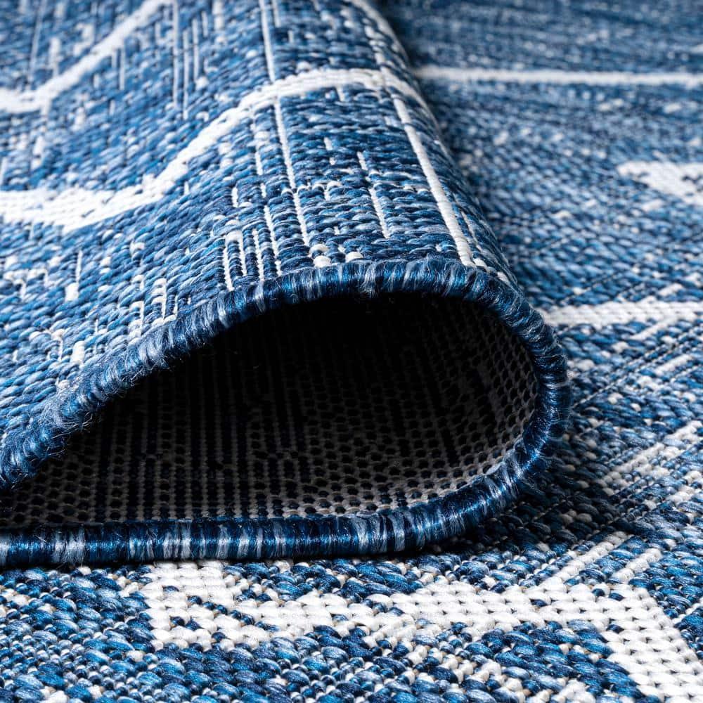 2'x8' Carwa  Diamond Trellis Indoor/Outdoor Runner Rug, Blue/Ivory - JONATHAN Y