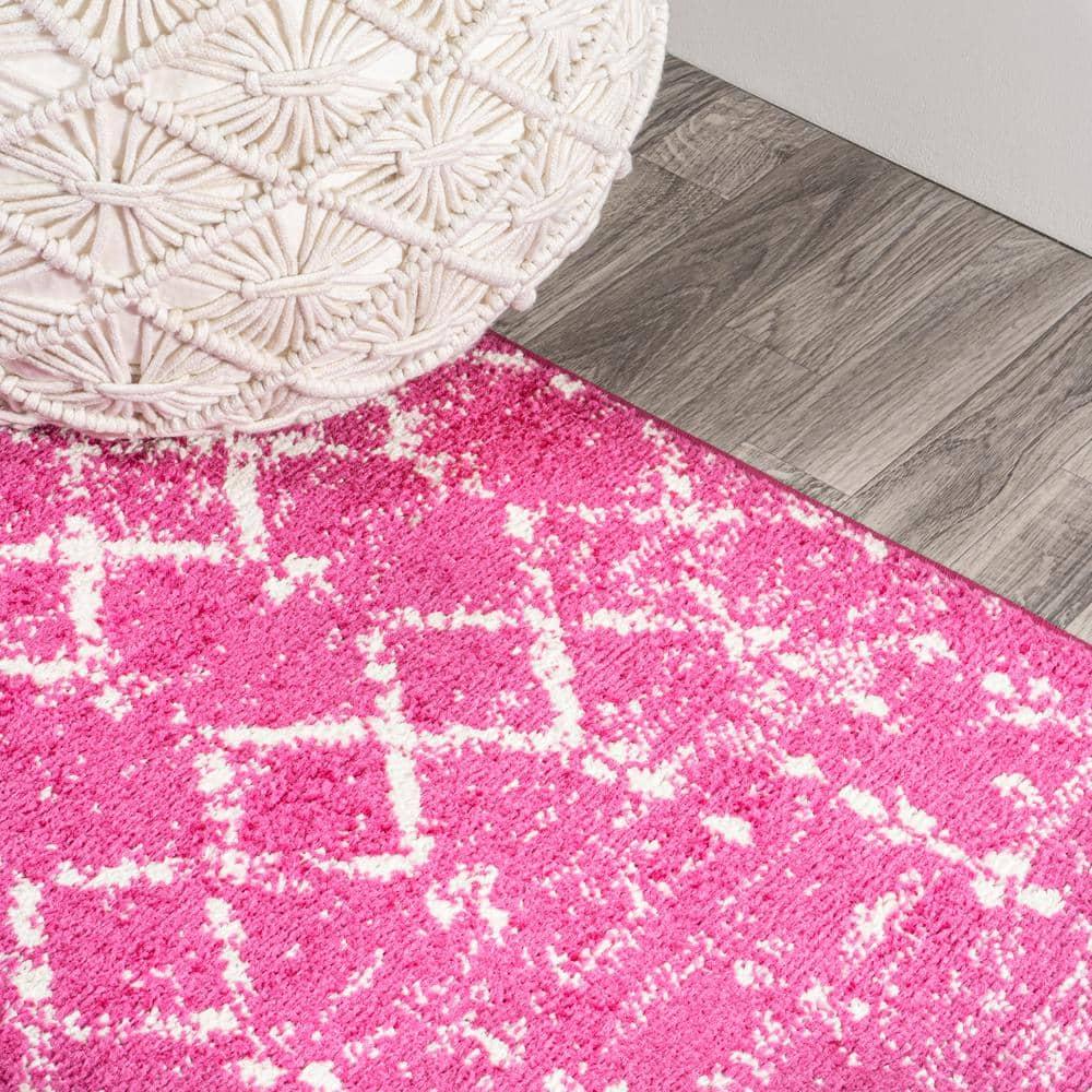 8' x 10' Moroccan HYPE Boho Vintage Diamond Area Rug, Fuchsia/Ivory - JONATHAN Y