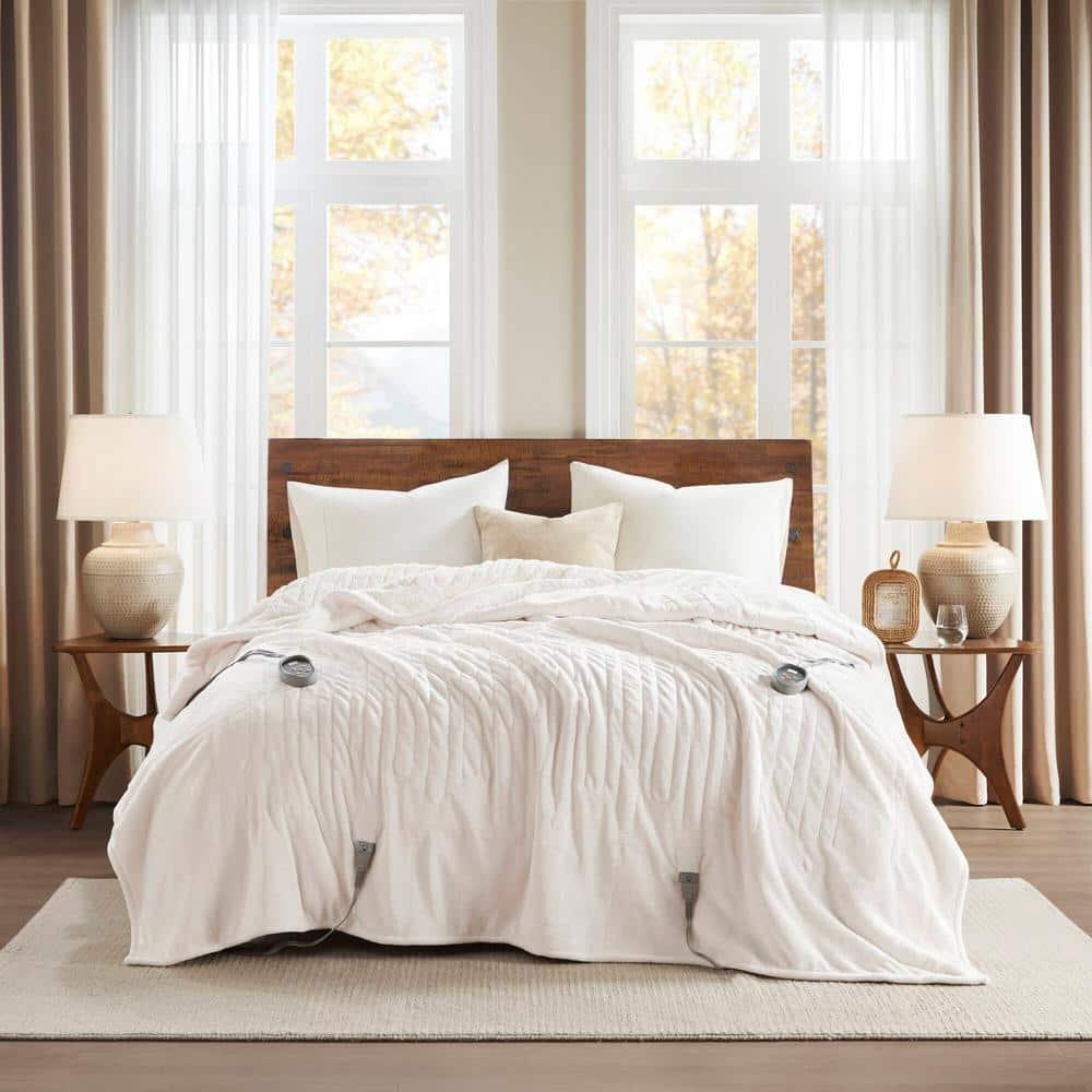 Woolrich Woolrich Heated Plush to Berber Ivory Blanket Queen