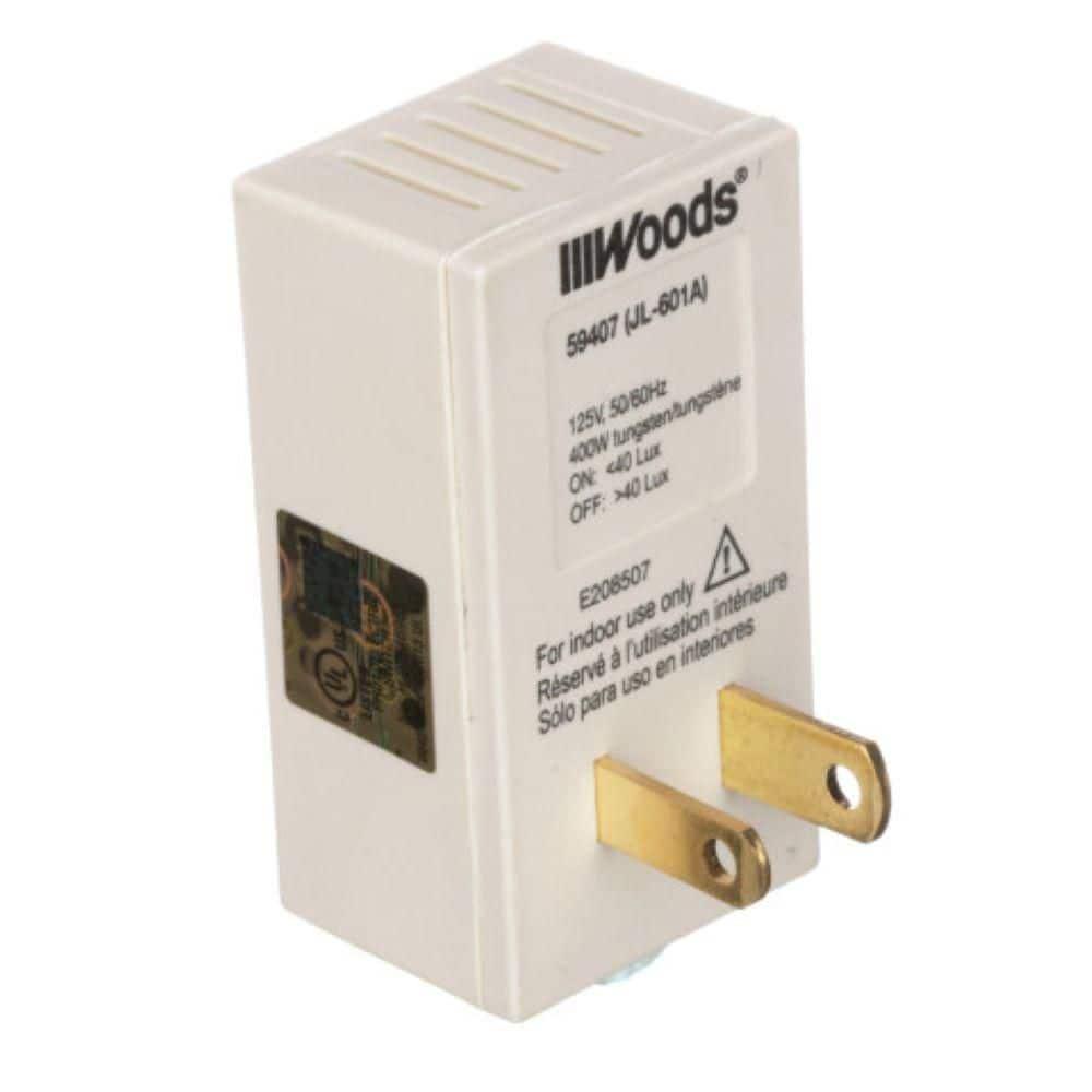 Southwire 60 -Watt EQ Electrical outlet Tan 1 -Head Dusk-to-Dawn Flood Light