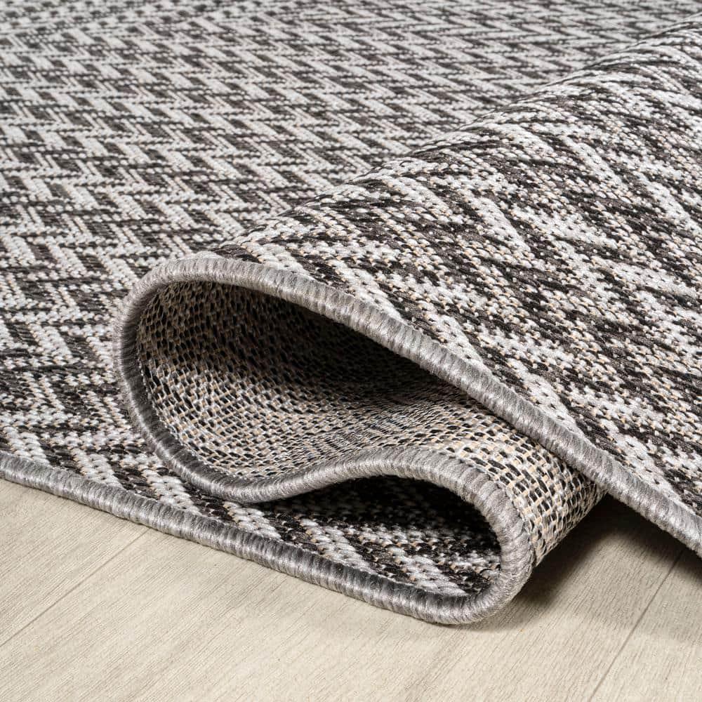 5' x 8' Chevron Modern Concentric Squares Indoor/Outdoor Area Rug, Black/Light Gray - JONATHAN Y