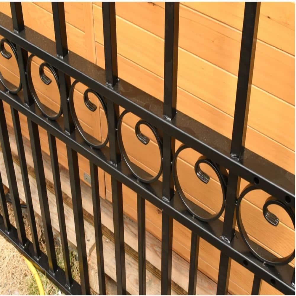 ALEKO London Black Metal Gate