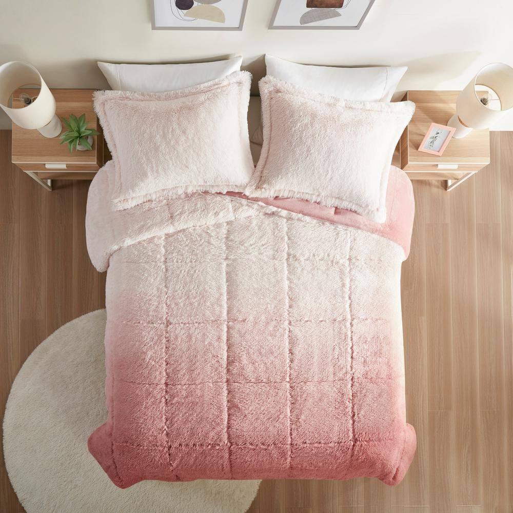 Intelligent Design King/Cal King Shaggy Faux Comforter Set, Long Fur Wave Spring Comforter Bedding Set, 3-Piece Striped Ombre Design Warm Bed Set, Blush