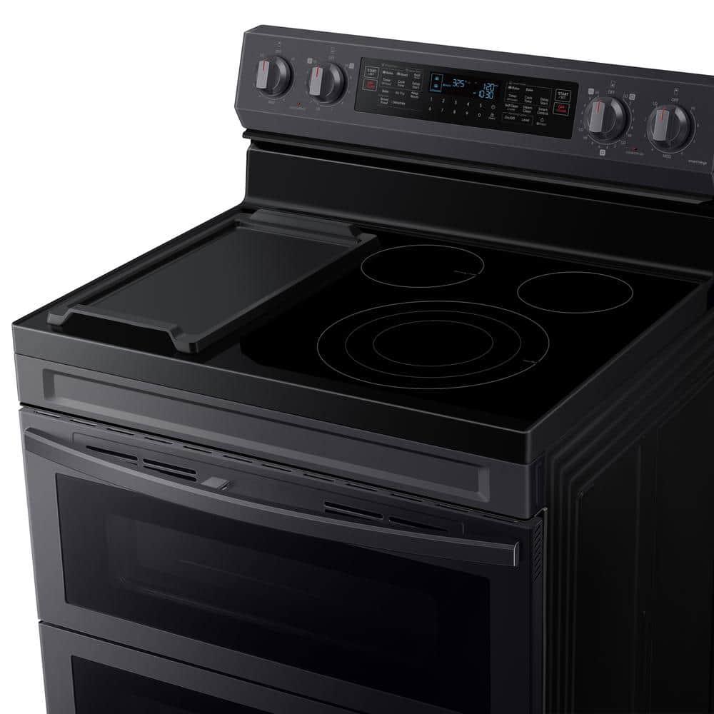 Samsung Samsung 6.3 cu. ft. Smart Freestanding Electric Range with Flex Duo?, No-Preheat Air Fry & Griddle NE63A6751SG
