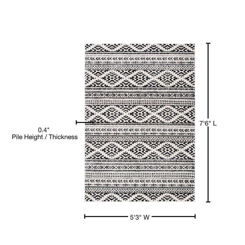 Tulum TUL272 Power Loomed Area Rug - Ivory/Black - 5'3"x7'6" - Safavieh.